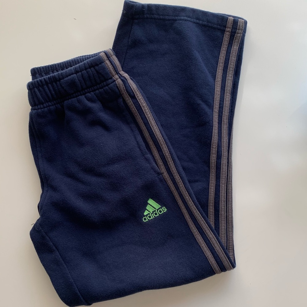Adidas boys athletic sweat pant.